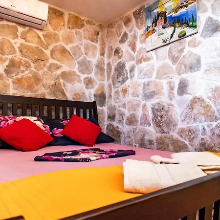 Holiday home Dalmatian Stone With Heated Pool Lokva Rogoznica
